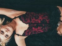 TeenSoTight's Offline XXX Chat