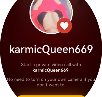 karmicQueen669 on StripChat