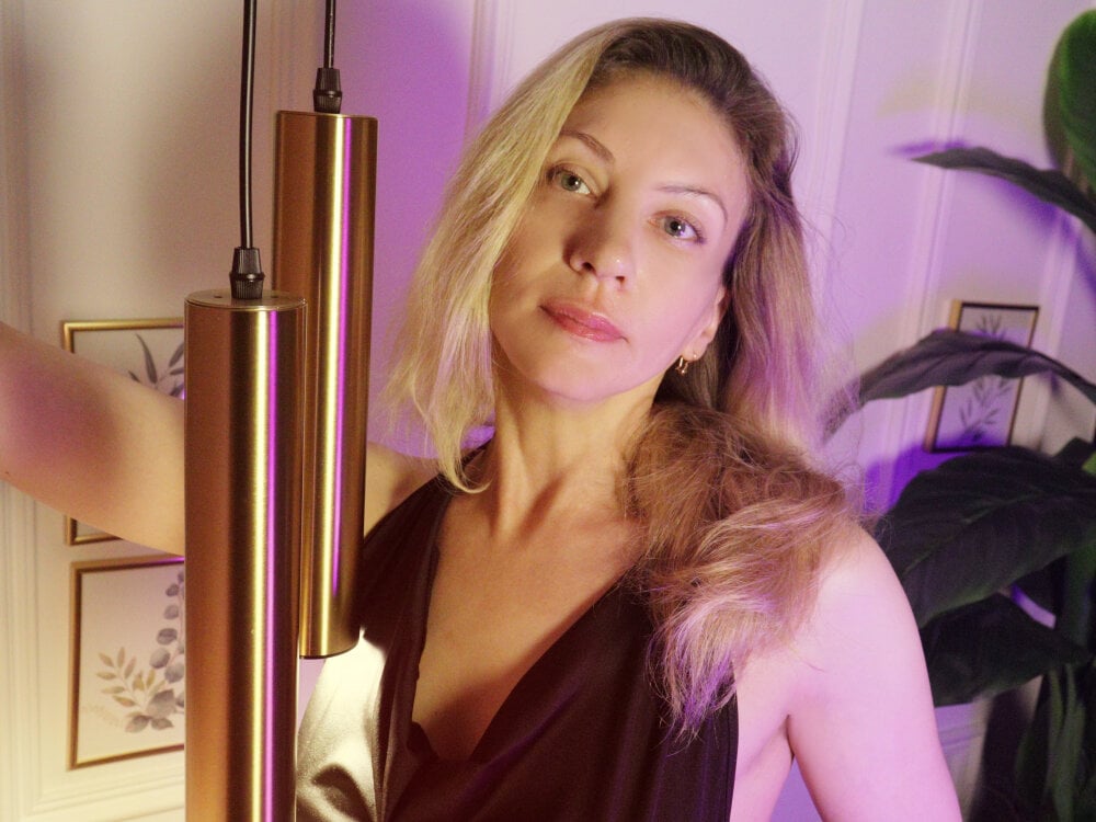 NancyGrace's Live XXX Chat