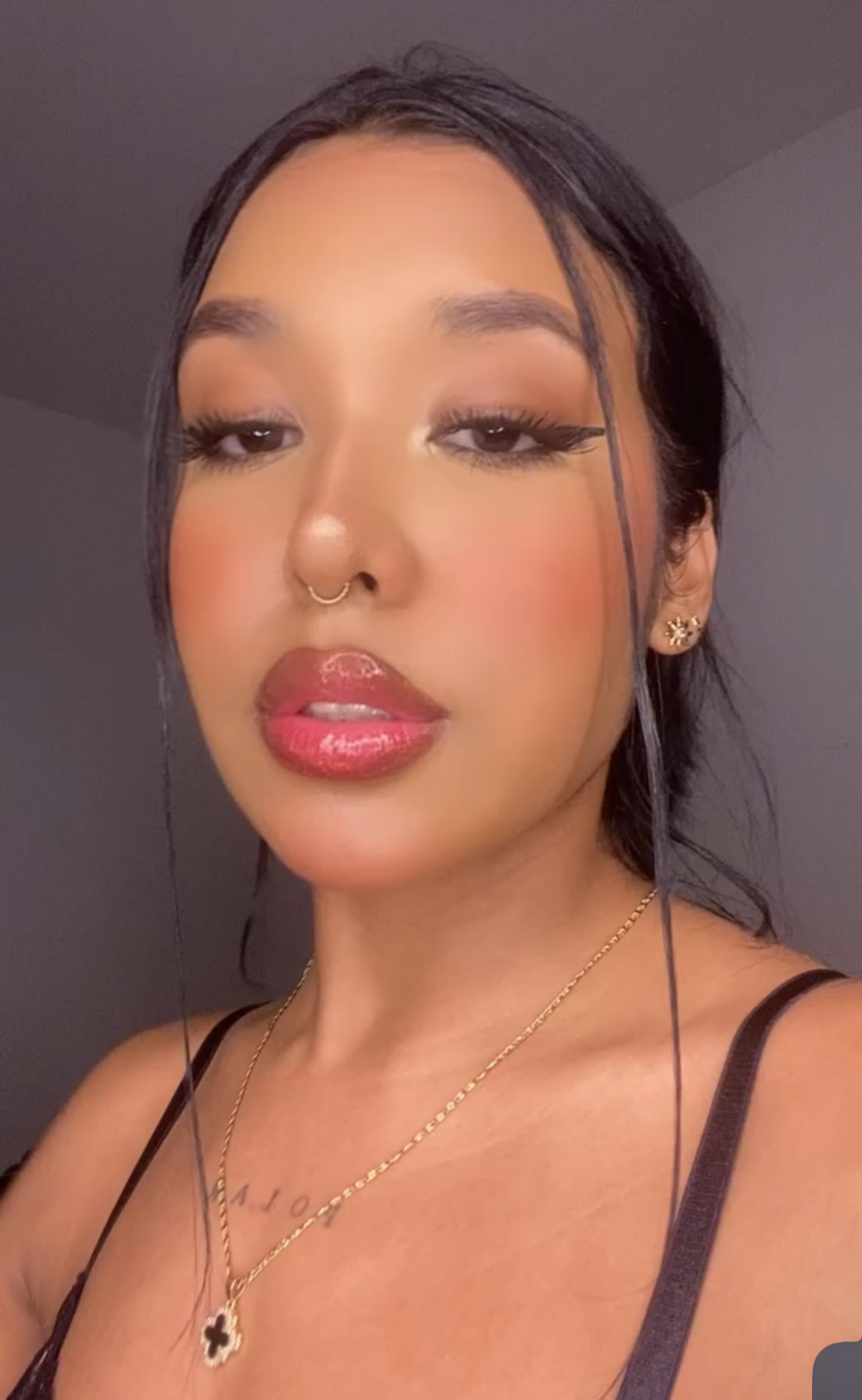 sexlivecamsites.com abbyyoungsip livesex profile in small-tits cams