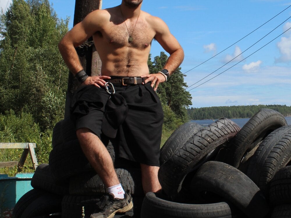 MiguelAfterDark profile