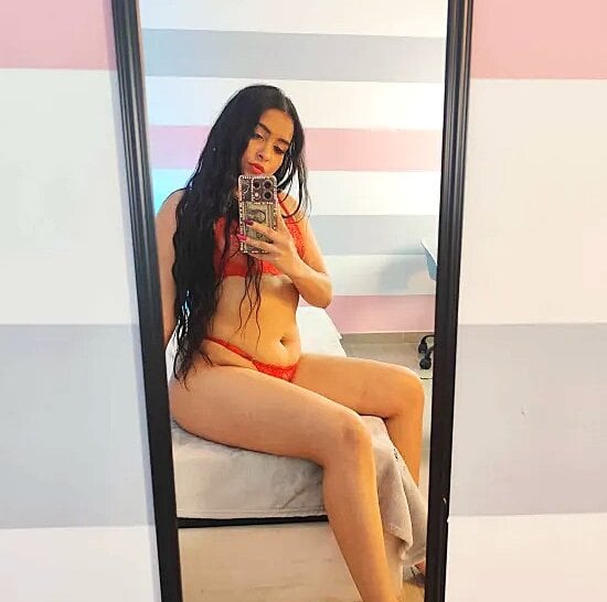 watchgirlcam.com katynavarro livesex profile in granny cams