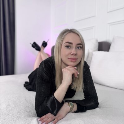 NicoleRays Gallery Image 1