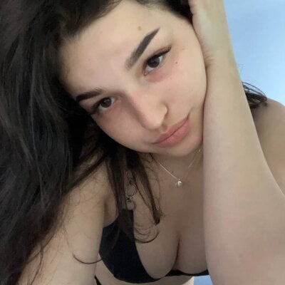 LovelyyLilu - foot fetish teens