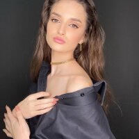 Kira_LoveS_'s Offline XXX Chat
