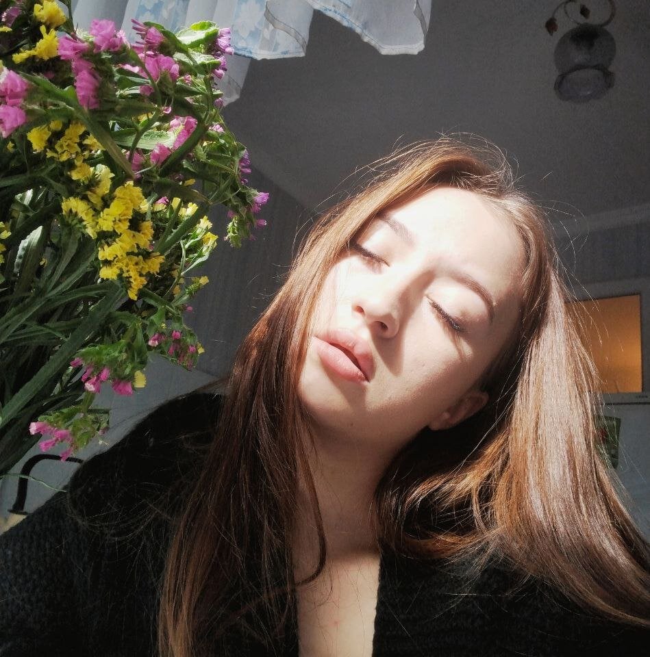 Lolly_Po's Offline XXX Chat