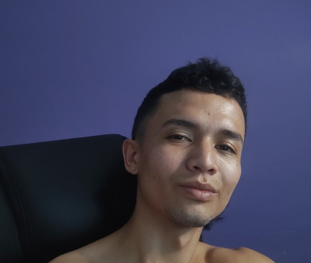 Aleex_Boy profile