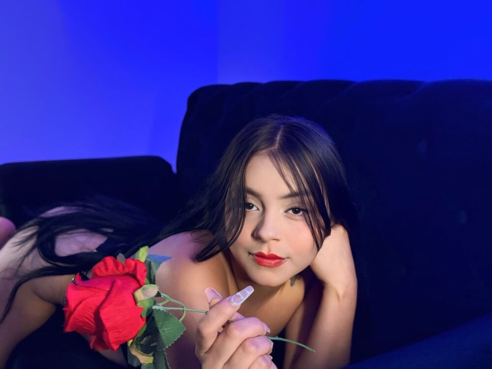 zoemadiison from stripchat