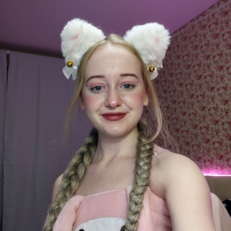 6livesex.com sofiy_milashka999 livesex profile in hairy cams