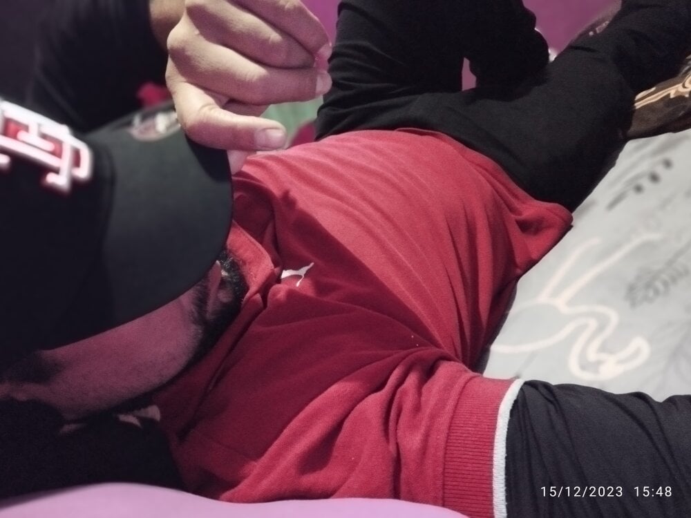 cfomega4592's Offline XXX Chat