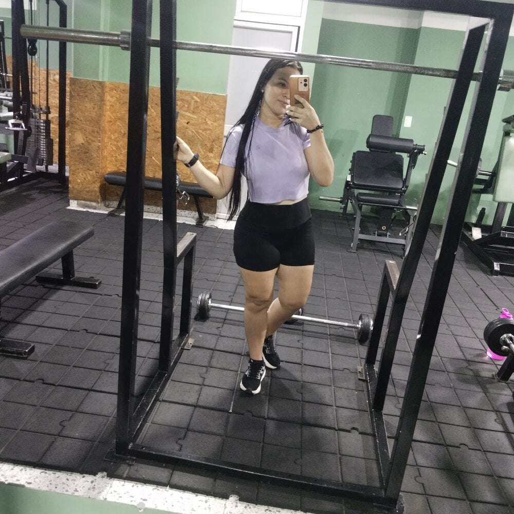 nathaly_cute_ live cam model at StripChat