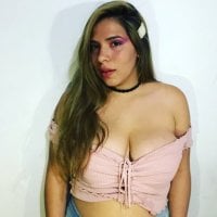 Karlathompson's Live Sex Cam Show
