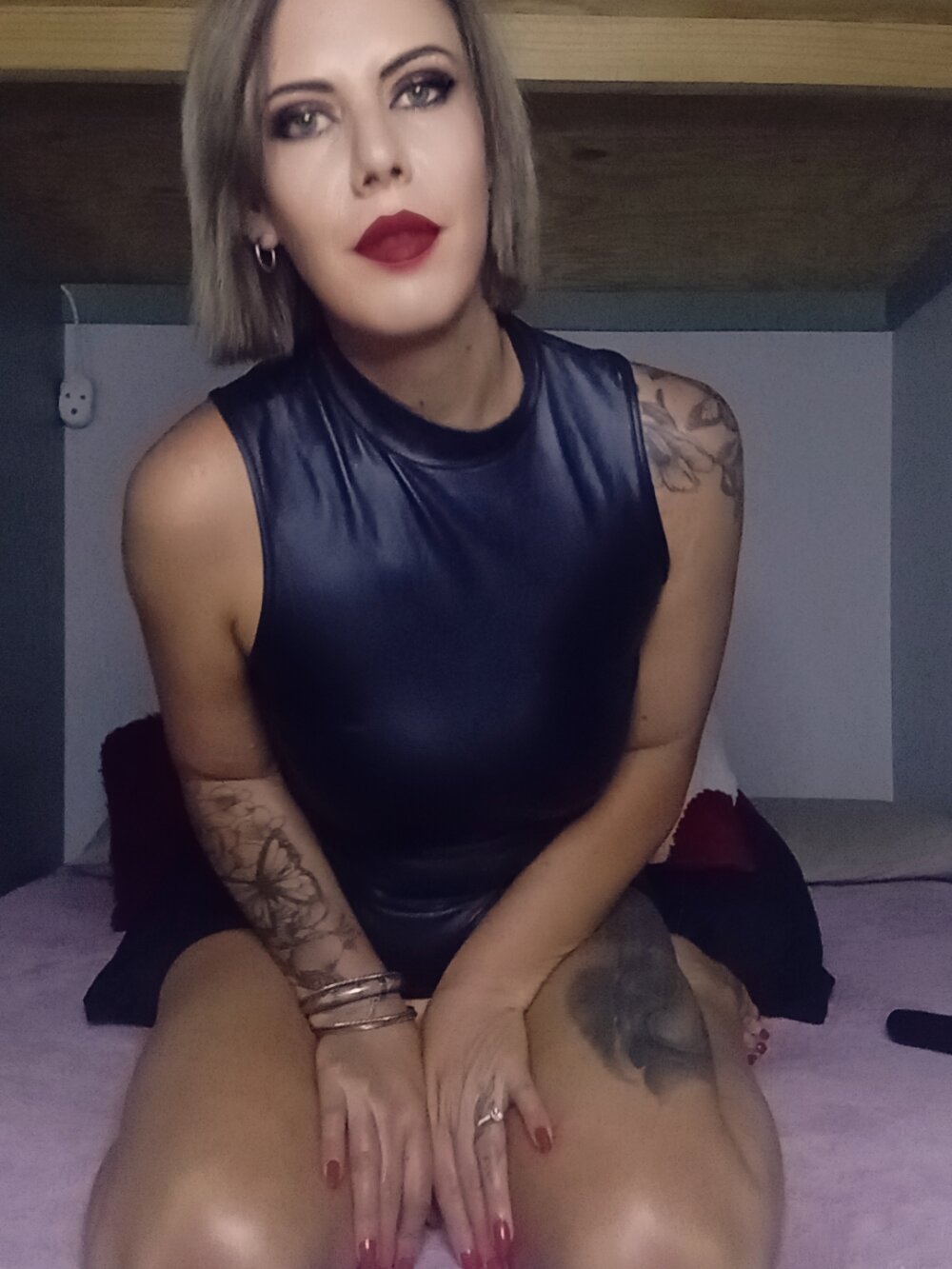 Chatroom XXX hors ligne de Juicy_Lucy