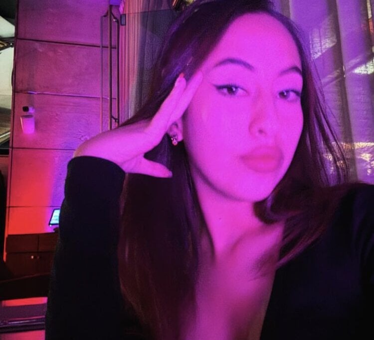 Victoria_Laane profile