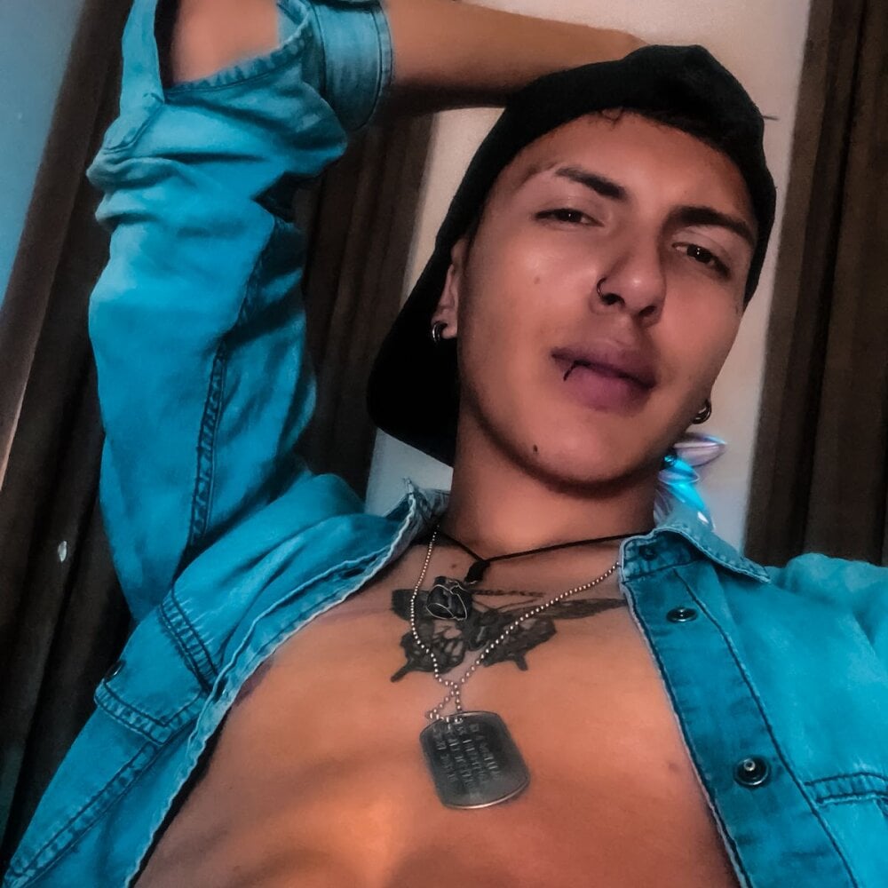 thebig_angel from stripchat