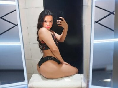 NikkelSofia Trans Cameltoe Cam Chat