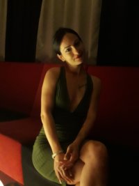 queen_ema's Offline Chat Room