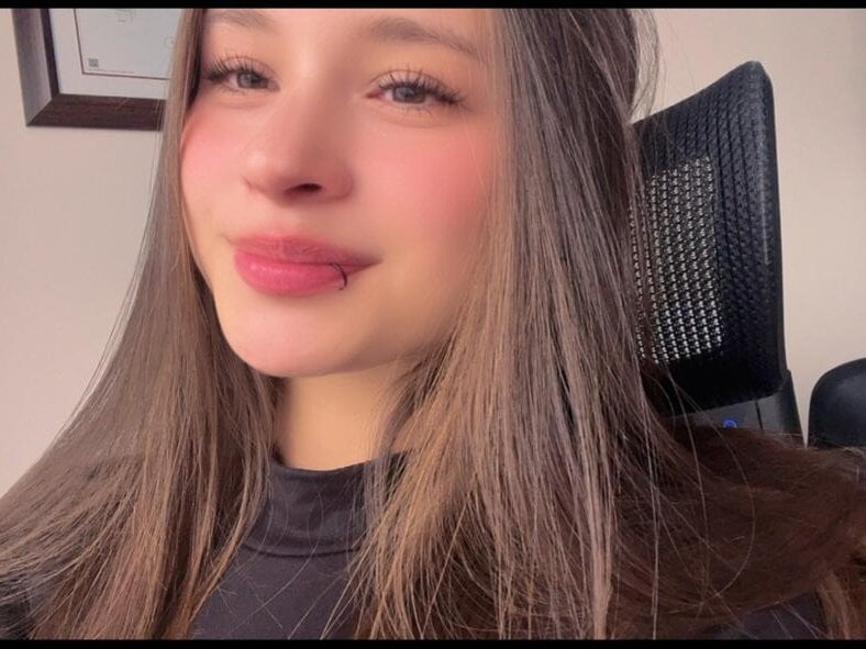 groupsexlivecams.com lila22_a livesex profile in sweden cams