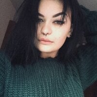 MaroonSilvia's Offline Chat Room
