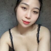 Strawberry18x's webcam live show
