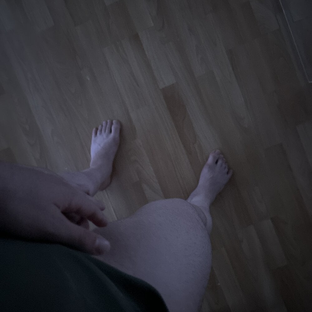 thehornyboi76