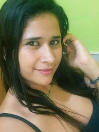 Celeste_Hotx69's webcam live show