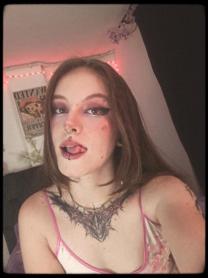 aciid_lover from stripchat