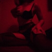 LucettaAkerley's Offline Chat Room