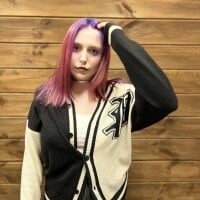MandyPinkk's Offline Chat Room