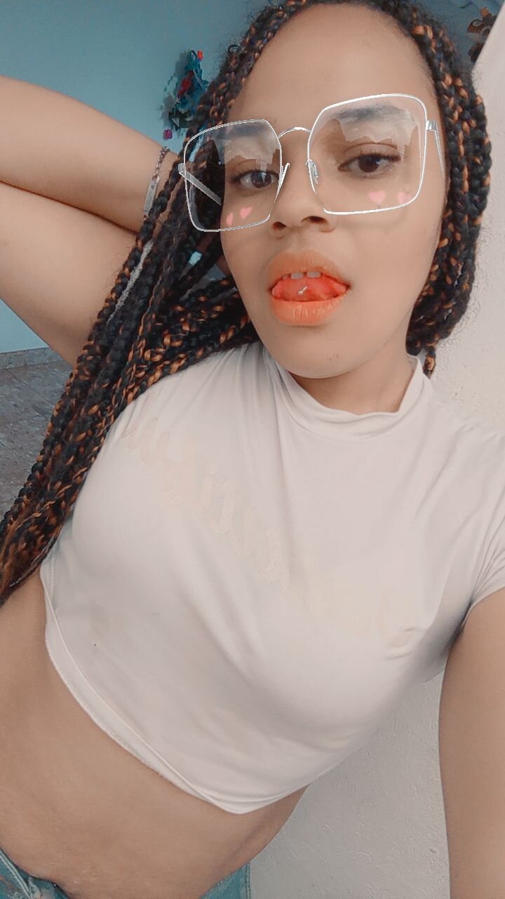 sexylatinbronw1999