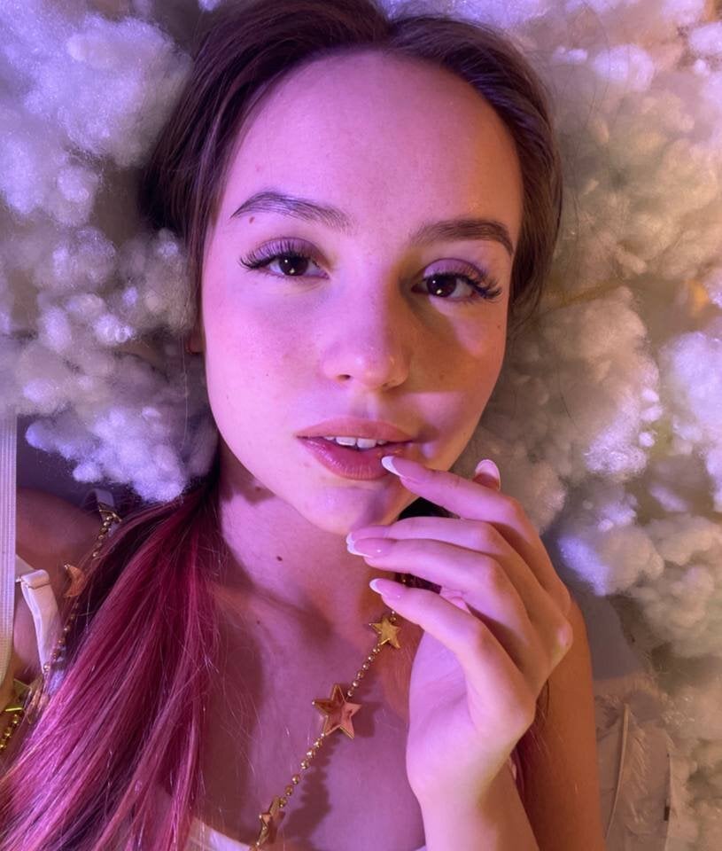 LisaSmiths' Offline XXX Chat