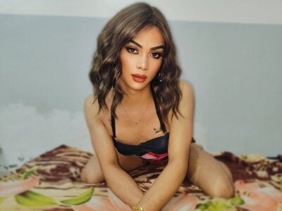 Majestic_Ladyboy
