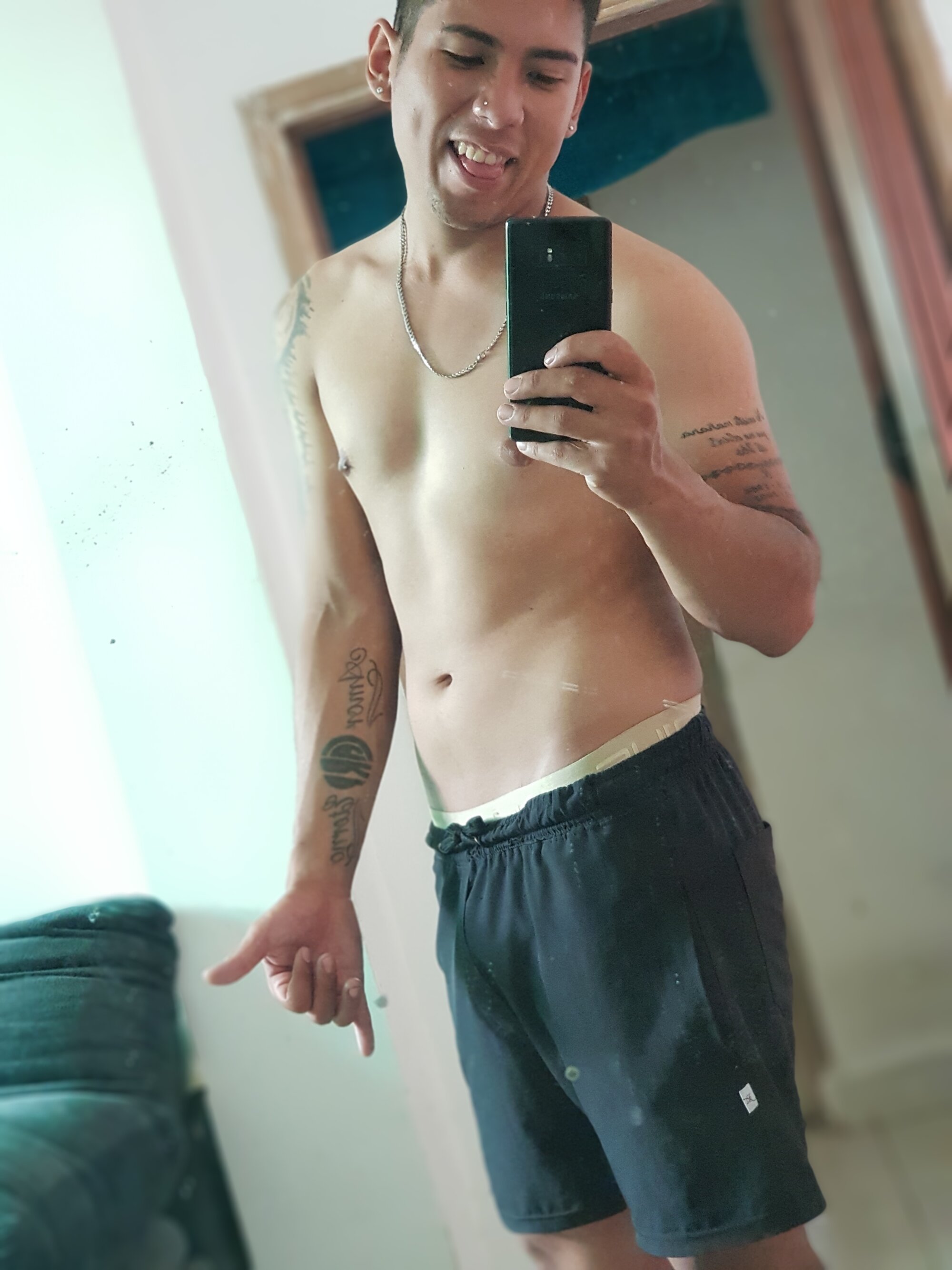 Helo3999