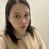 isabelle_lorence's Offline XXX Chat