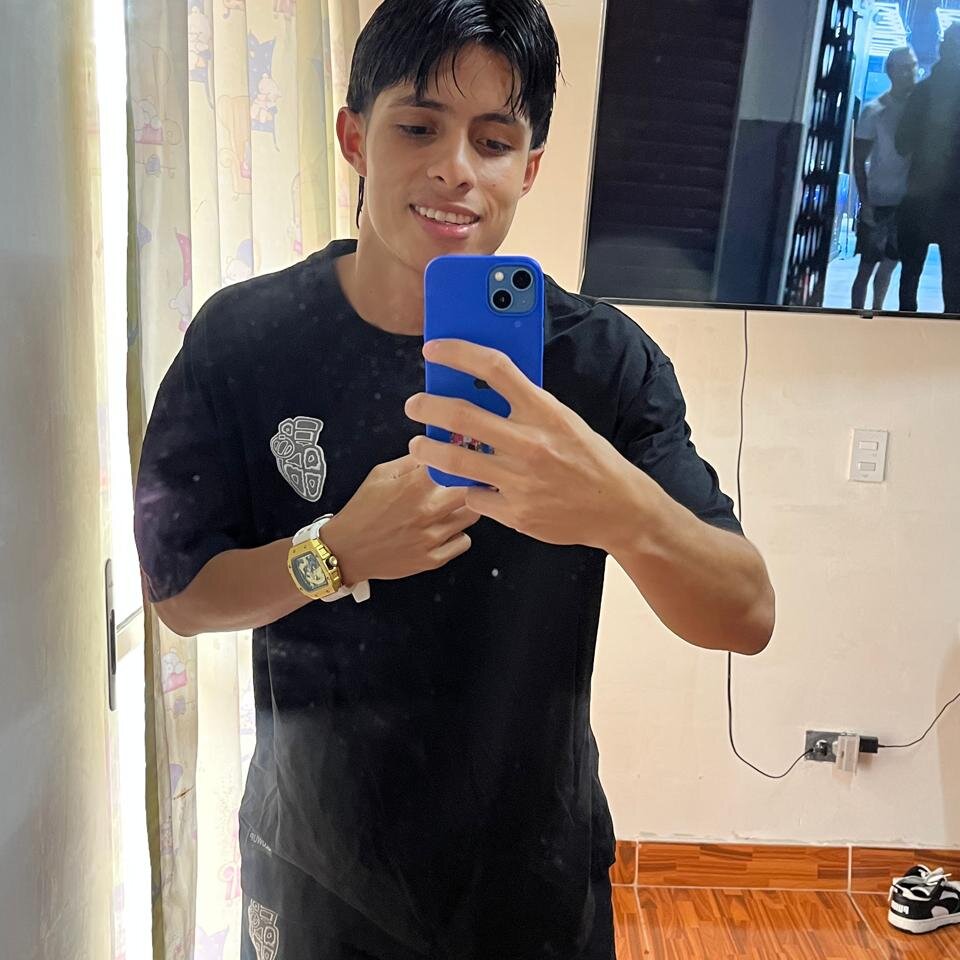 andres_hot's Offline XXX Chat