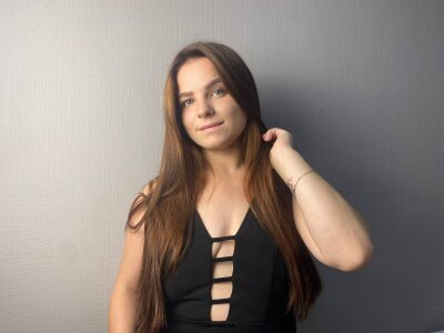 AmiraLey - Stripchat Girl 