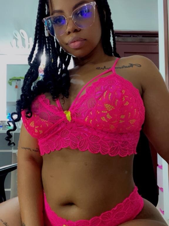 Live sex webcam photo for Keyllib4u #289999683