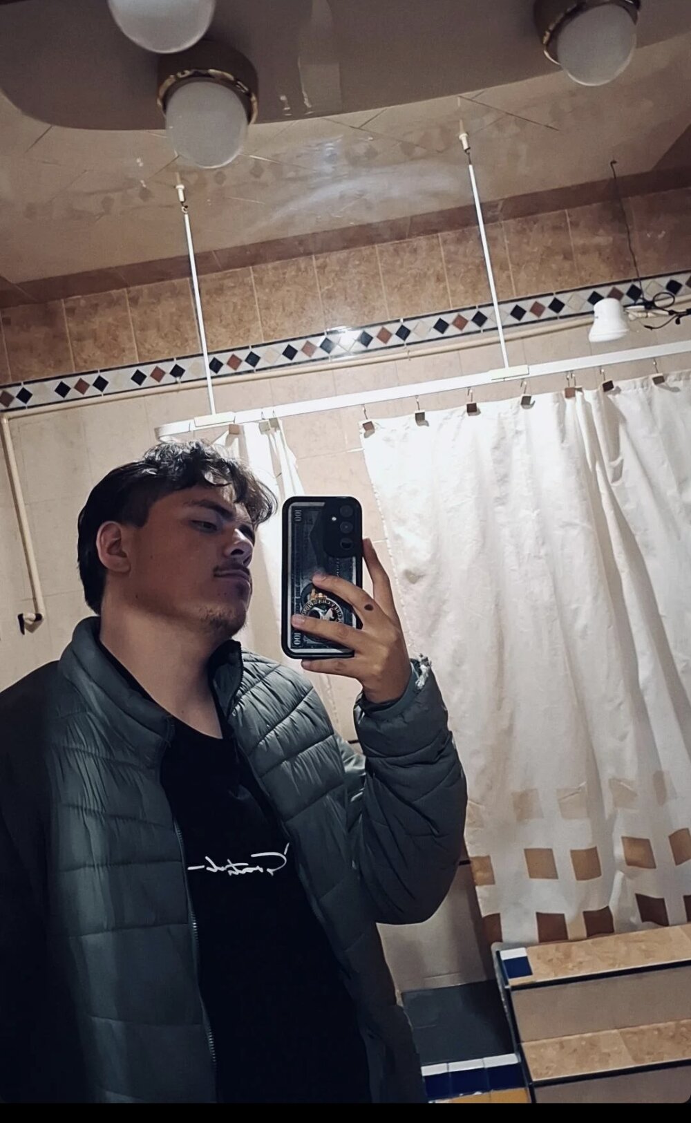 Uli98420's Offline XXX Chat