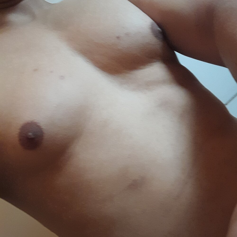 Moreno3416's Offline XXX Chat