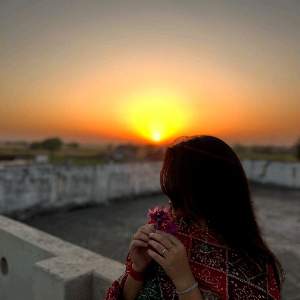 stripchat cute_girl_27 webcam profile pic via maturelivesexcams.com