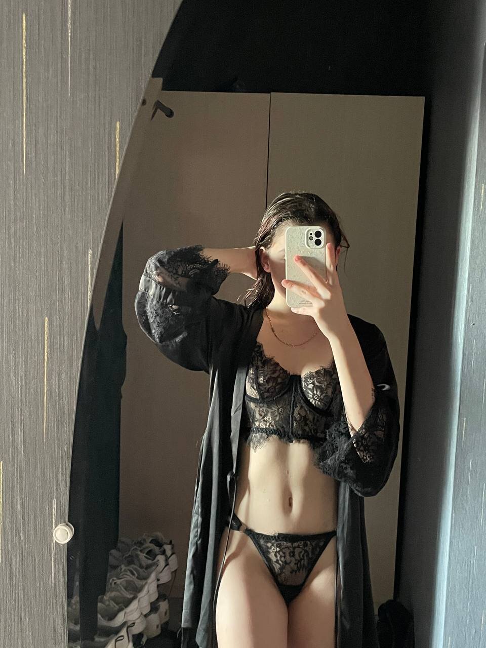 Olivia__Red
