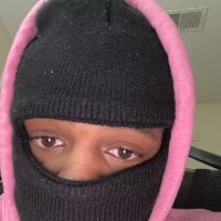 maninamask233's Offline Chat Room