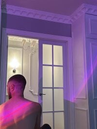 Mr_At_'s webcam live show