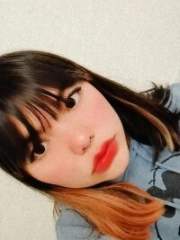 violette_fox's Offline Chat Room