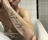 TheGoldenBang's Offline XXX Chat