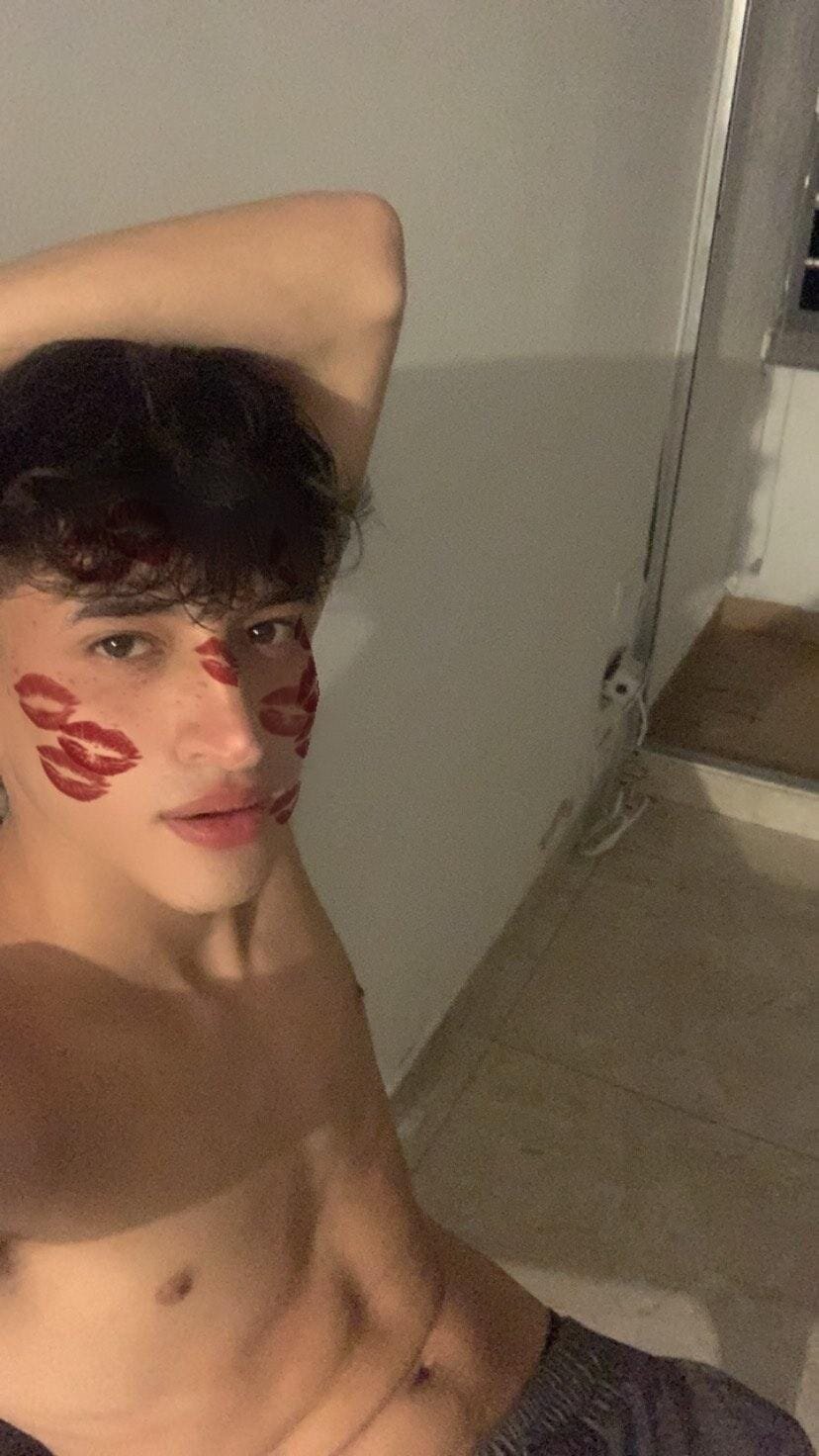 Alejandrow04