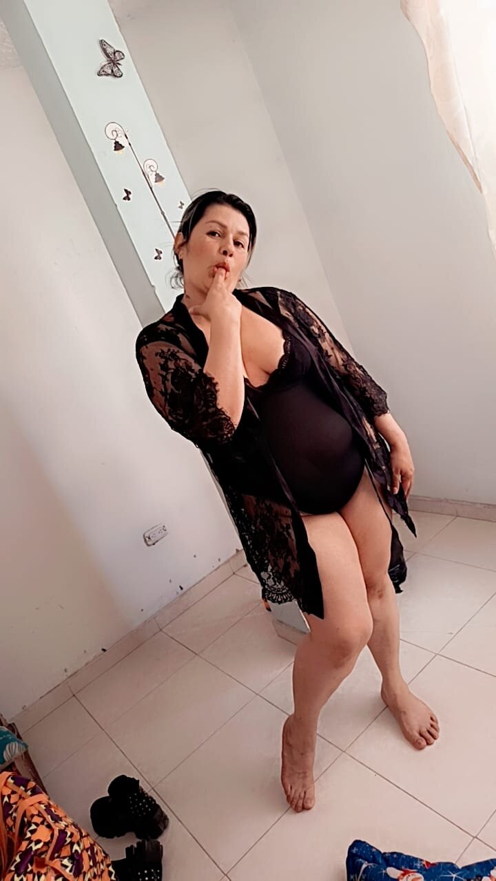 Bella_F_W