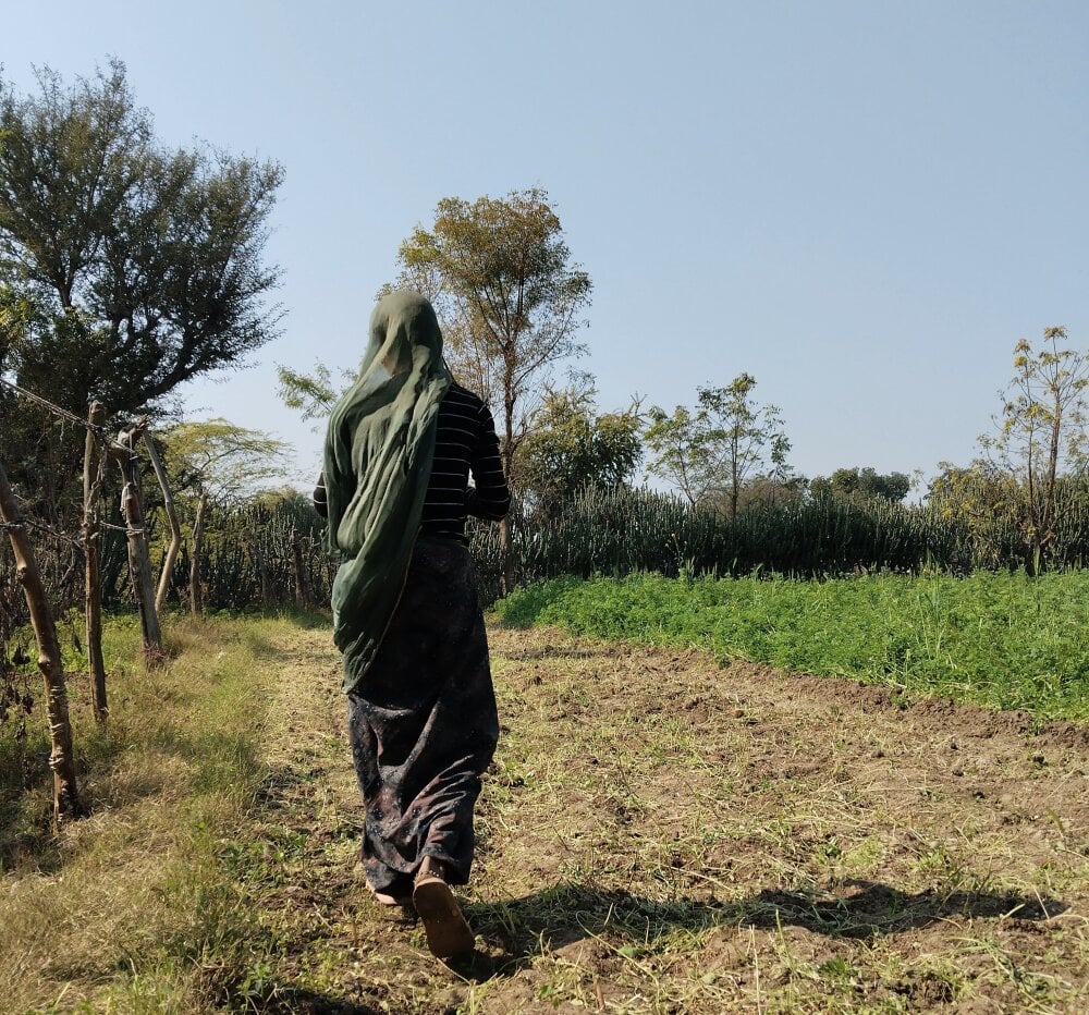 Soniya_Devi Offline XXX Chat