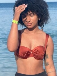 Lolalewis777's webcam live show