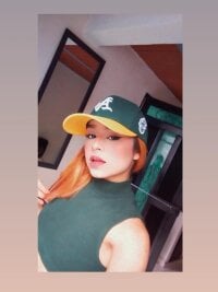 Chanell_smith's Offline XXX Chat